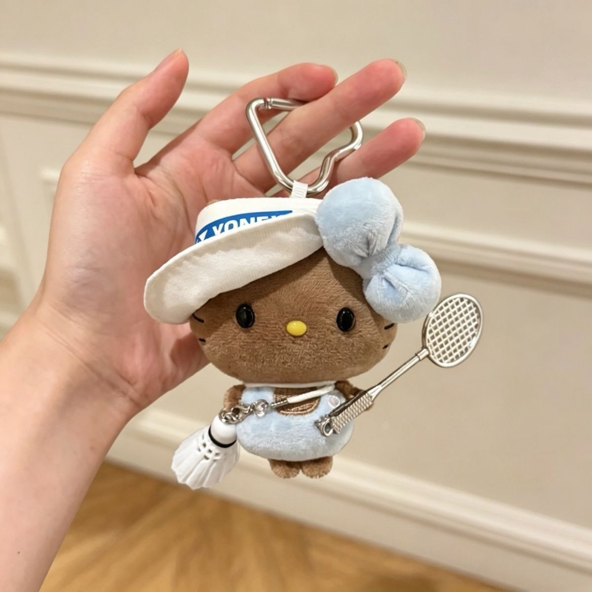 ハローキティ黒肌バドミントンラケットスポーティスタイルぬいぐ - Badminton Tv のレビューと価格